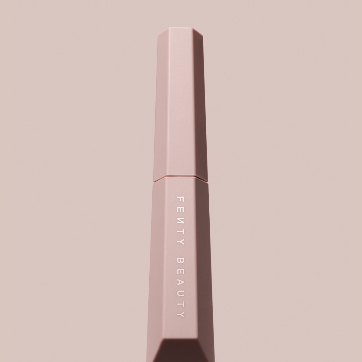 HELLA THICC MASCARA PRIMER (PRIMER DE MÁSCARA PARA PESTAÑAS)